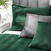 Poszewka velvet Sofia ciemnozielona 50 x 70 cm – dodaje ciepła wnętrzu
