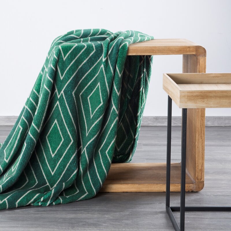 Koc flano Geo zielony 150 x 200 cm – miękki i ciepły