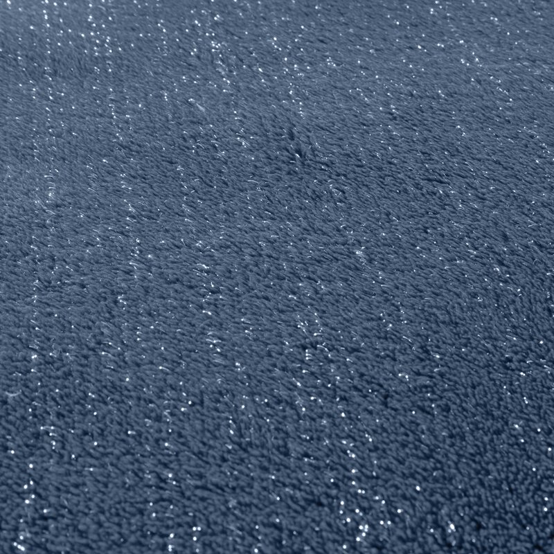 Koc flano granatowy 150 x 200 cm – miękki i ciepły