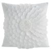 Poszewka Flores 2 z kwiatem 3D miętowa 45 X 45 CM – miękka w dotyku