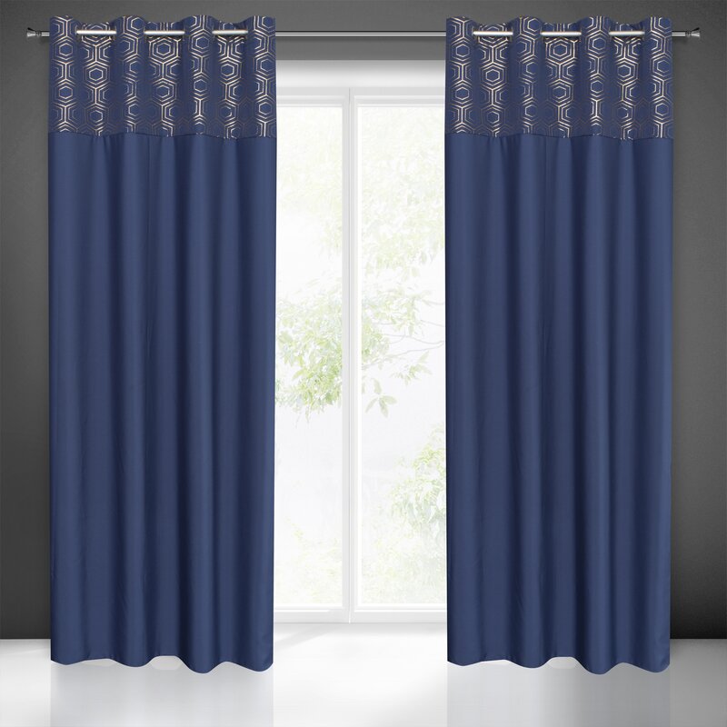 Zasłona gotowa Dafne granatowa 140 X 250 CM – zapewnia prywatność