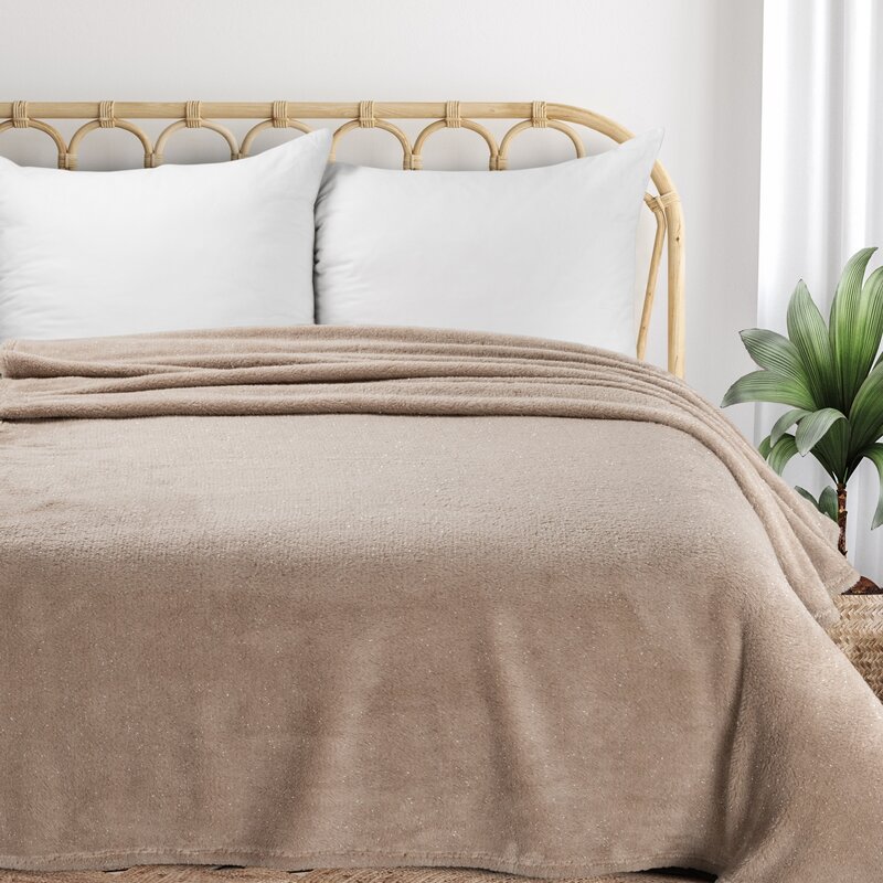 Koc flanelowy D91 BLINK beżowy 150 x 200 cm – miękki i ciepły