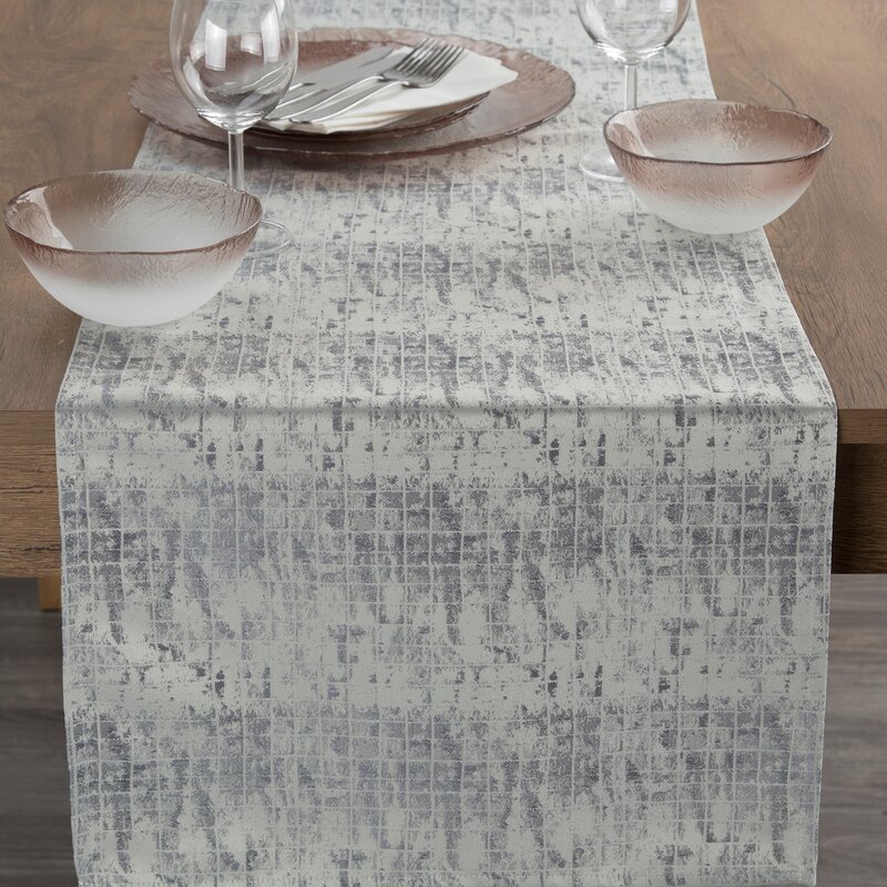 Bieżnik ALINA srebrny 40 x 140 cm – doda blasku stołu