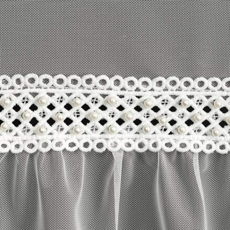 Zasłona gotowa Naomi biała 140 x 260 cm – rozprasza światło