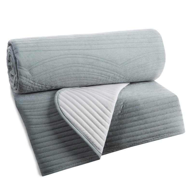 Narzuta Velvet srebrna 220 x 240 cm – doda blasku sypialni