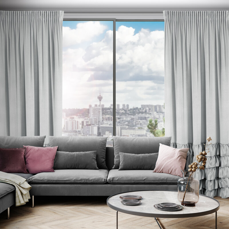 Zasłona gotowa DANI srebrna 140 x 270 cm – doda blasku wnętrzu