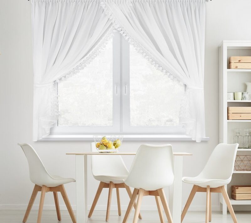 Firana gotowa Loreta biała 400 x 160 cm – rozprasza światło