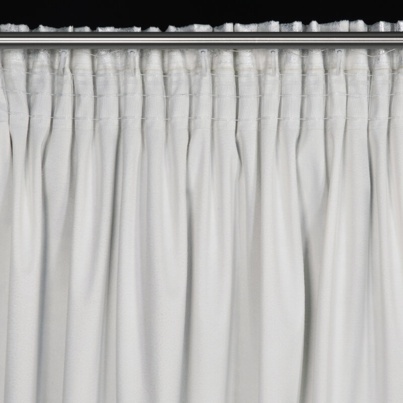 Zasłona gotowa Renia biały 140 x 270 cm – doda blasku wnętrzu