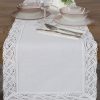 Obrus haftowany Susan biały 40 x 140 cm – subtelna dekoracja