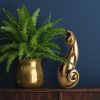 Figurka ceramiczna Kati złota 10 x 10 x 26 cm – dodaje blasku wnętrzu