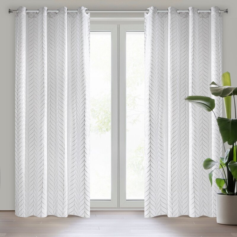 Firana gotowa Biray biała 140 X 250 cm – rozświetla wnętrze