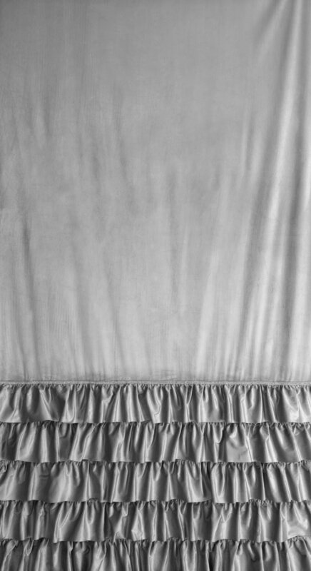 Zasłona gotowa Carli srebrna 140 x 270 cm – delikatne zaciemnienie