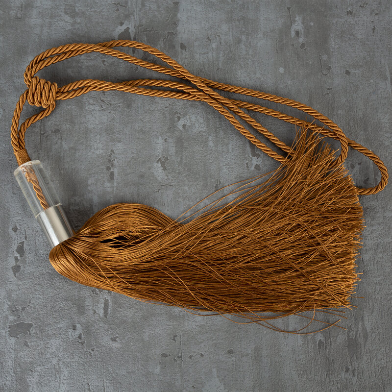 Sznur dekoracyjny Luiza złoty 72 x 33 cm – nada blasku zasłonom