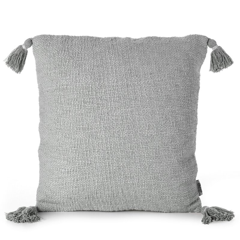Poszewka Kimi szara 45 X 45 cm – strukturalna z frędzlami