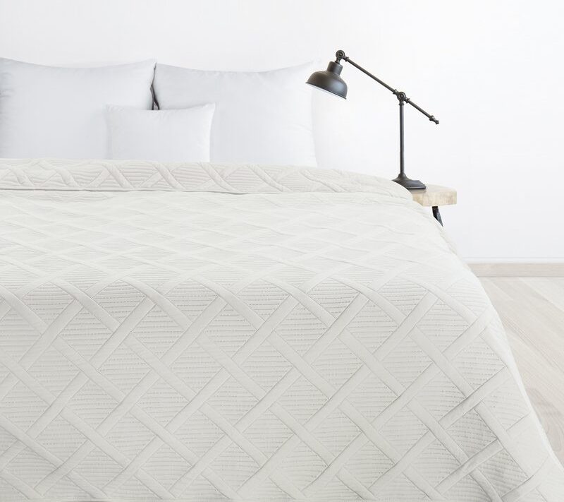 Narzuta Alara5 kremowa 170 x 210 cm – wprowadza przytulność