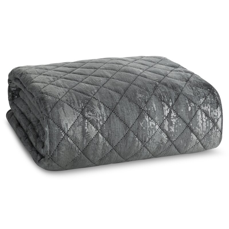 Narzuta welwetowa BLINK 3 stalowa 170 x 210 cm – ochrona pościeli