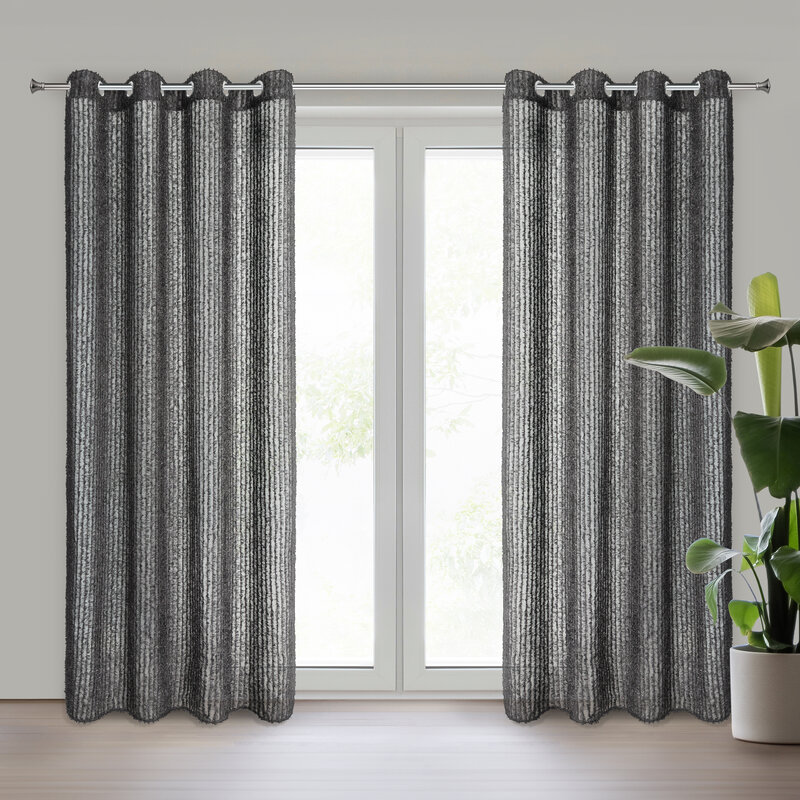 Zasłona gotowa Eva Minge czarna 135 x 250 cm – zaciemnia pomieszczenie