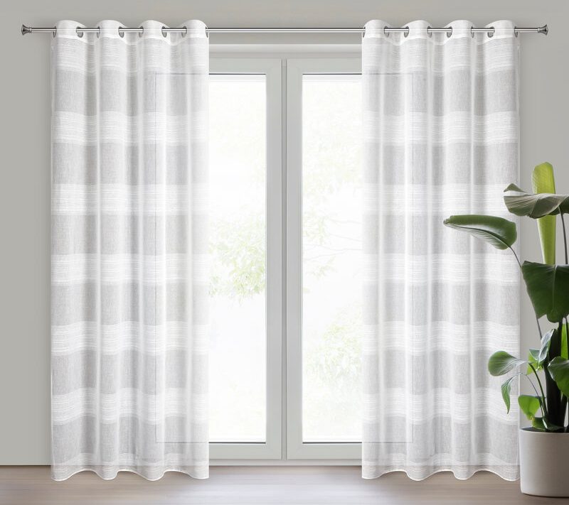 Zasłona gotowa Agata biała 140 x 250 cm – rozproszone światło