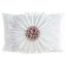 Poszewka dekoracyjna Flores 3 kremowa 30 X 50 cm – z trójwymiarowym kwiatem