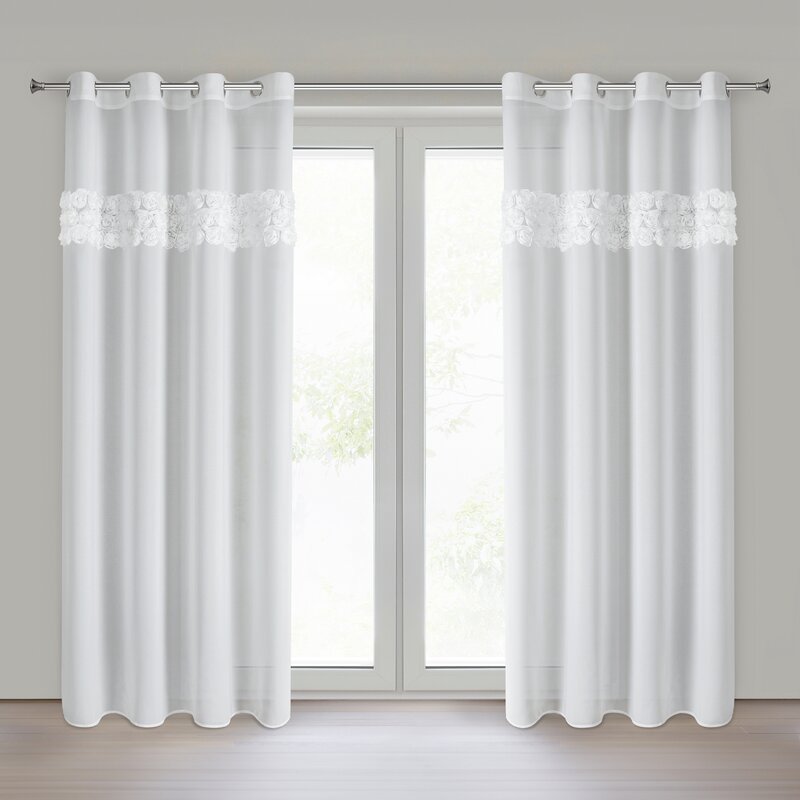 Zasłona gotowa Eva Minge biała 140 x 250 cm – dodaje romantyzmu