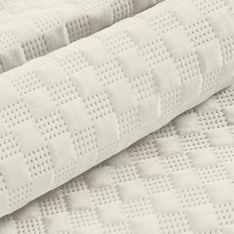 Narzuta Velvet Sofia kremowa 200 x 220 cm – dodaje przytulności