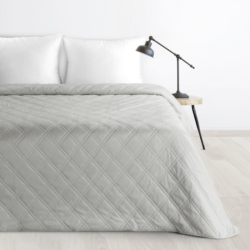 Narzuta welurowa D91 srebrna 170 x 210 cm – doda blasku sypialni