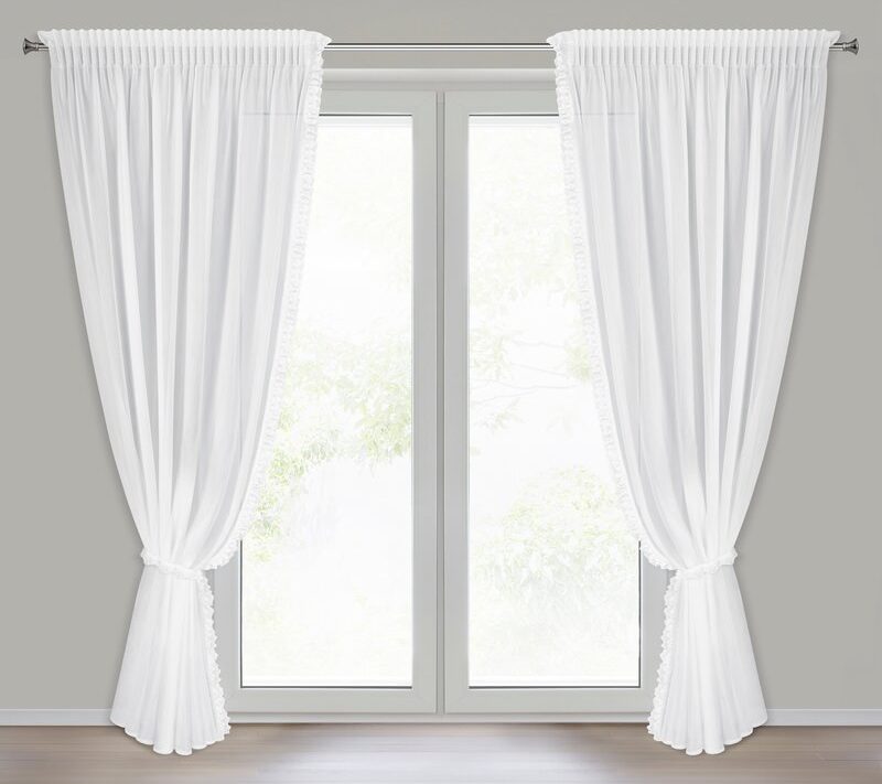 Firana gotowa biała 140 x 270 cm – rozjaśnia wnętrze