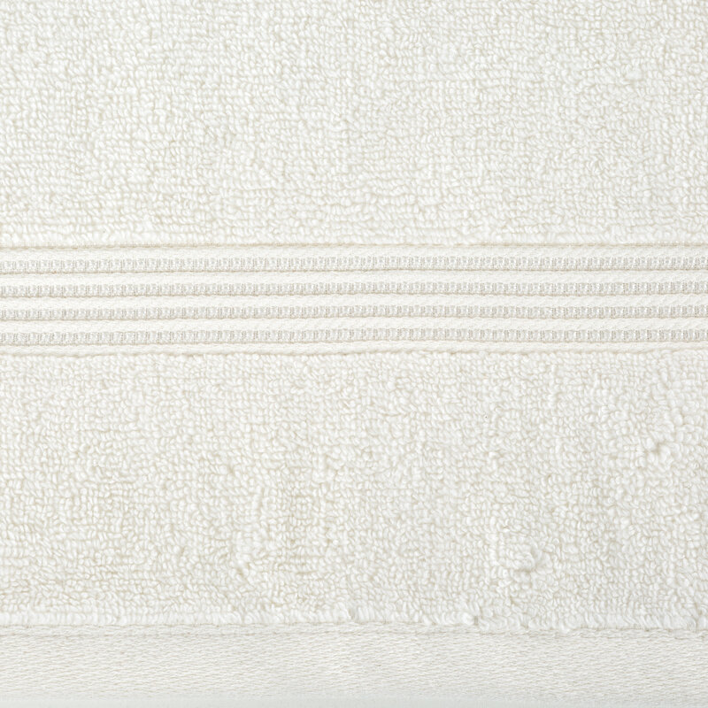 Ręcznik Modal Molly kremowy 70 x 140 cm – miękki i chłonny