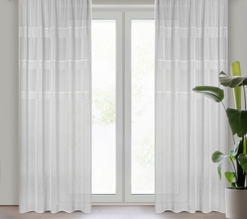 Firana gotowa Ines biała 140 x 270 cm – rozprasza światło