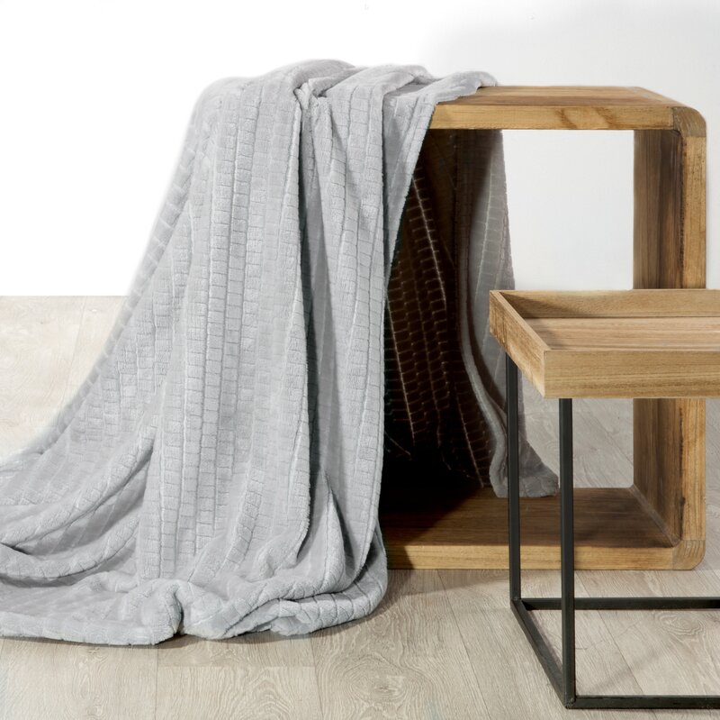 Koc flano Cindy2 popielaty 170 x 210 cm – otuli miękkością