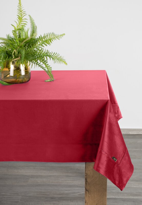 Obrus gładki bordowy 145 x 180 cm – doda blasku stołu