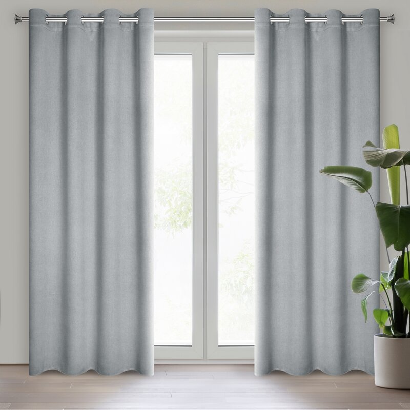 Zasłona gotowa Carlo srebrna 135 x 250 cm – zaciemniająca sypialnię