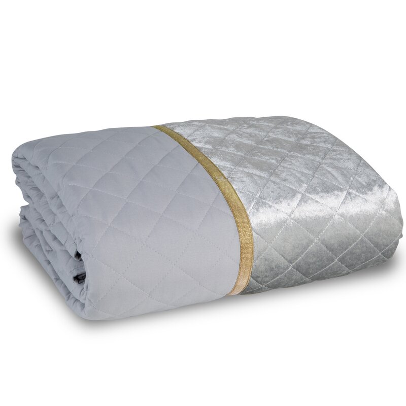 Narzuta velvet Kristin srebrna 220 x 240 cm – doda blasku sypialni