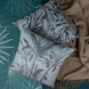 Poszewka dekoracyjna TC/MONTE/POPIELATY 45X45 – nada charakteru