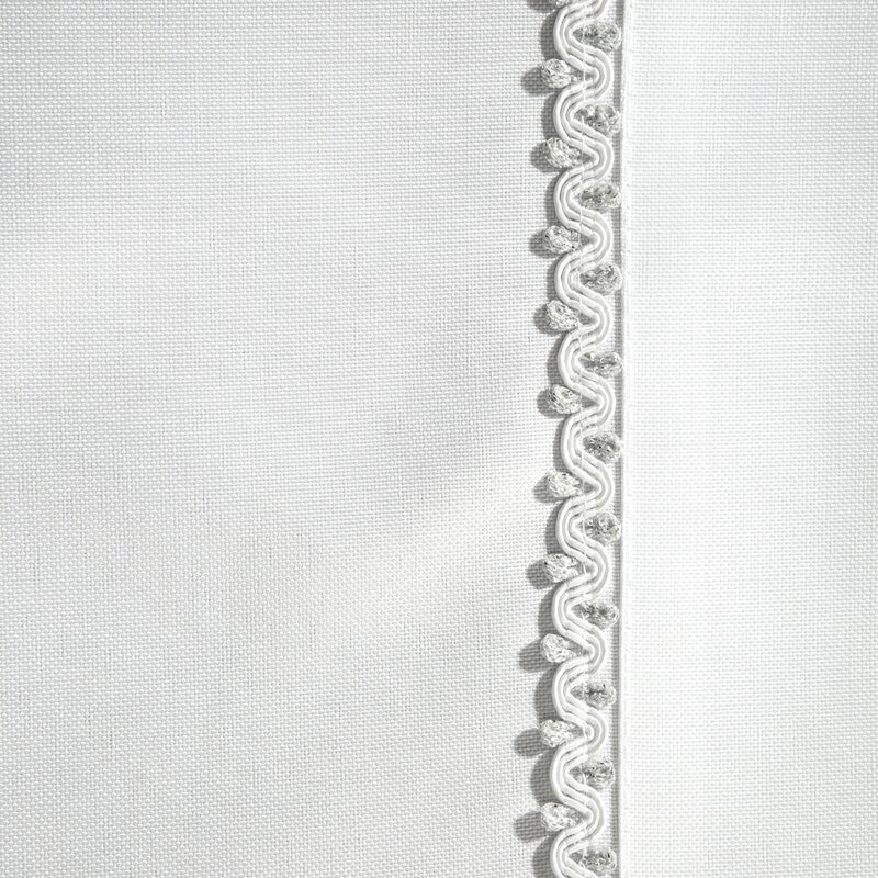Obrus Elima biały 40 X 180 cm – rozświetla stół