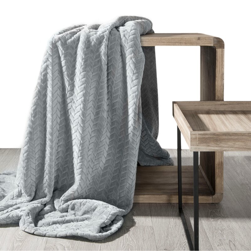 Koc flanelowy Cindy popielaty 170 x 210 cm – otuli ciepłem