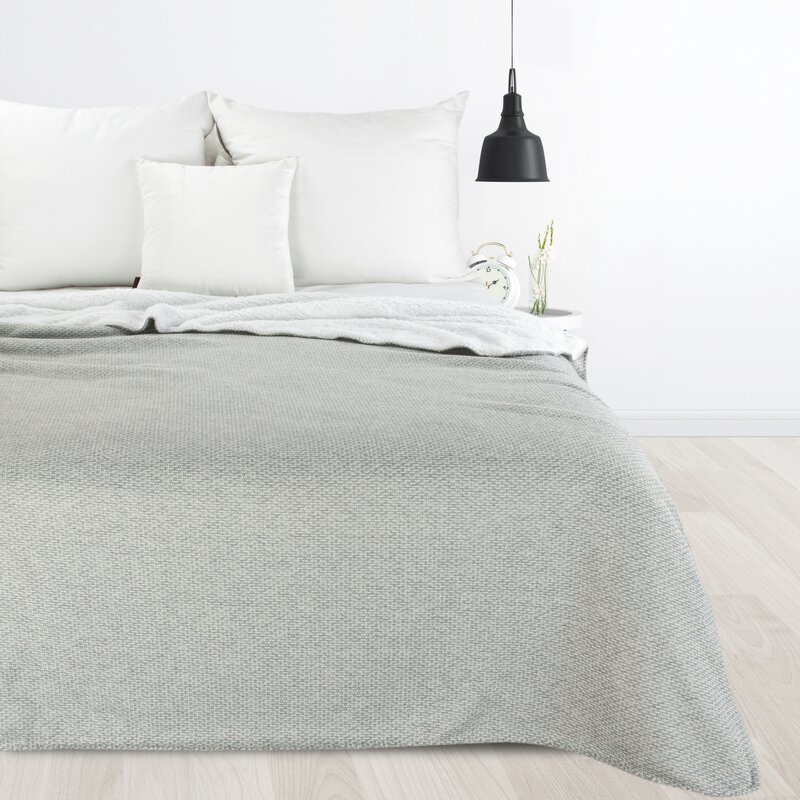 Koc bukla Panda srebrny 150 x 200 cm – idealny na wieczorny relaks
