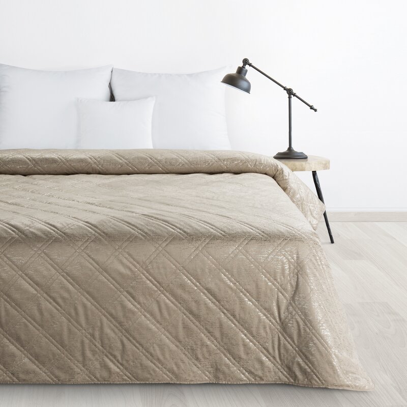 Narzuta Velvet beżowa 220 x 240 cm – doda blasku sypialni