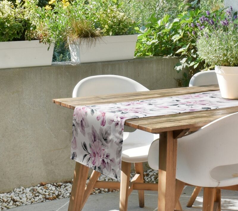 Bieżnik GARDEN biały 40 X 140 CM – idealny na taras i do jadalni