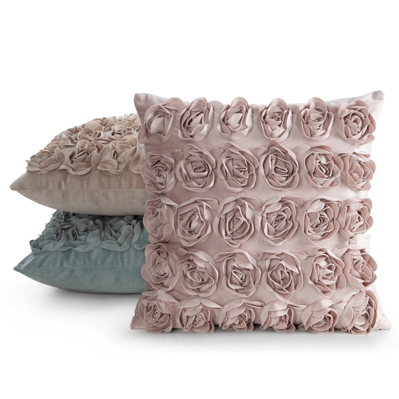 Poszewka dekoracyjna Roses 1 ciemnobeżowa 45 X 45 cm – miękka w dotyku