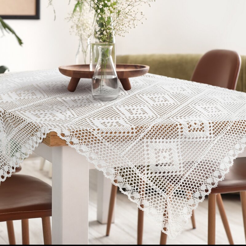 Obrus nici Olivia biały 85 x 85 cm – subtelna dekoracja stołu
