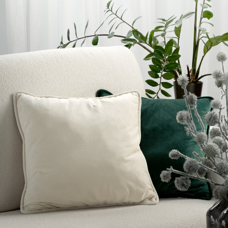Poszewka velvet kremowa 45 x 45 cm – dodaje przytulności