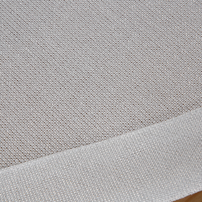 Obrus błyszczący Stella 2 biały 85 x 85 cm – rozjaśnia wnętrze
