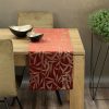 Obrus błyszczący Blink 15 ceglasty 35 x 180 cm – doda blasku
