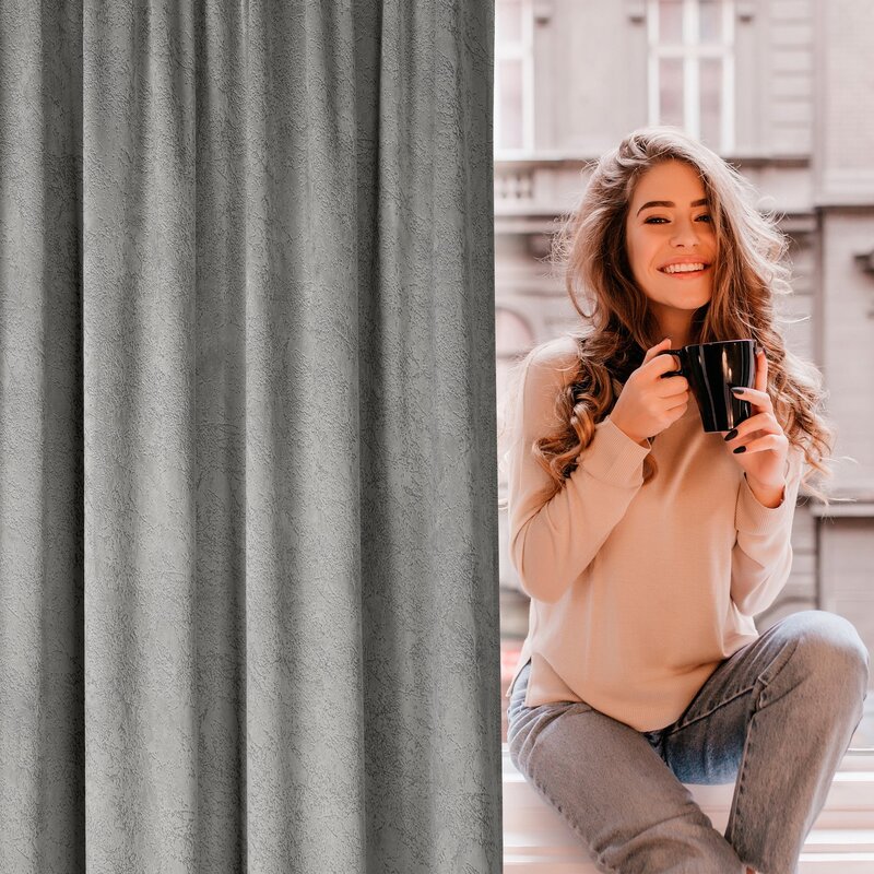 Zasłona gotowa na taśmie Riva popielata 140 X 270 CM – welwetowa z wzorem marmuru