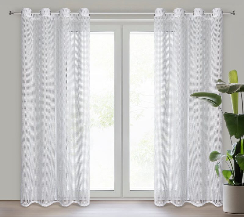 Firana gotowa siatka biała 140 x 250 cm – rozprasza światło