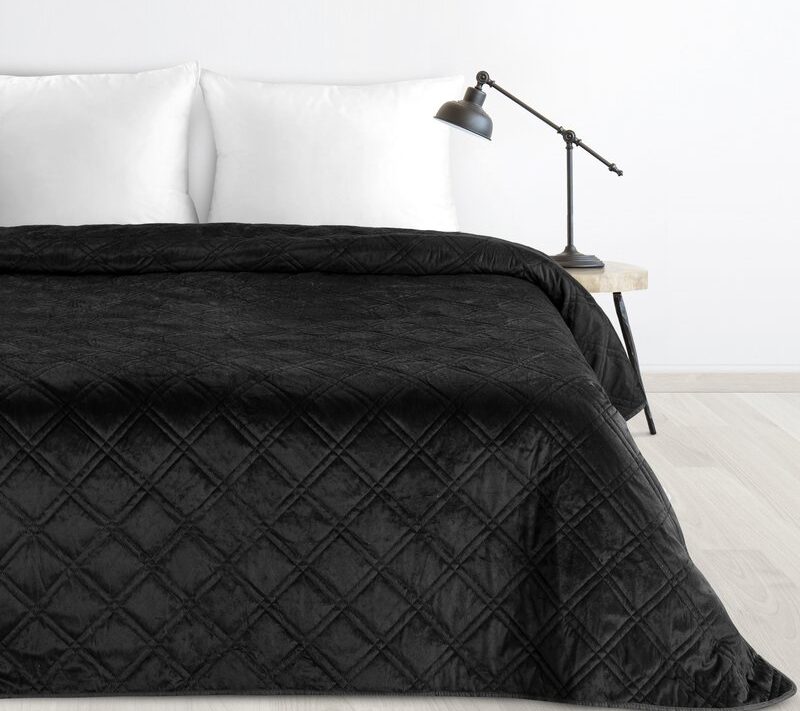 Narzuta velvet Luiz czarna 170 x 210 cm – dodaje szyku