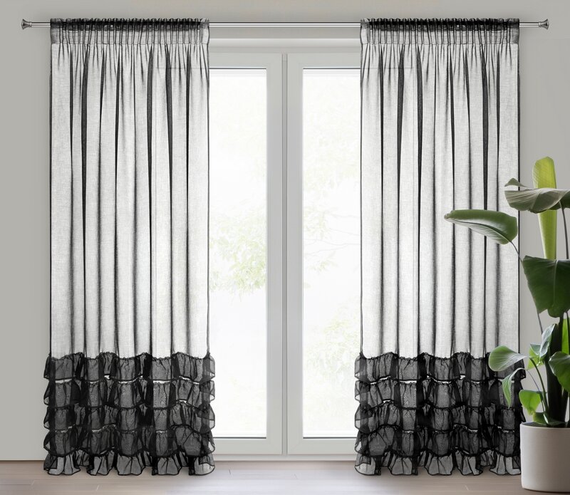 Zasłona gotowa Dani czarna 140 x 250 cm – dodaje lekkości