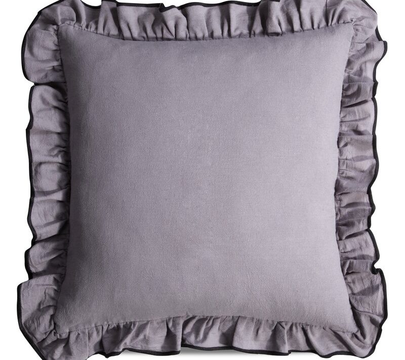 Poszewka dekoracyjna Kelly stalowa 45 x 45 cm – doda uroku wnętrzu