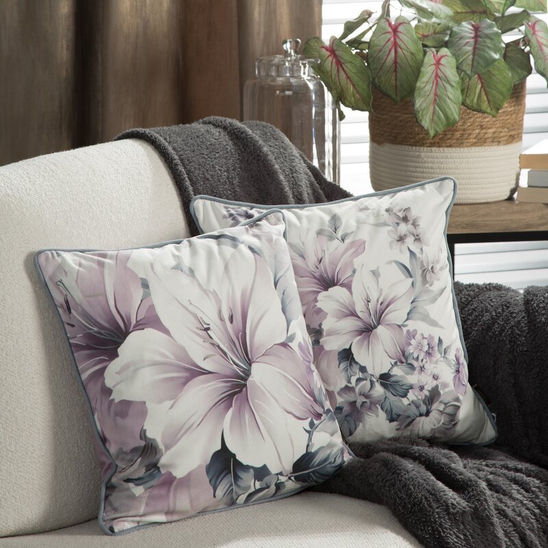 Poszewka Velvet 122 kremowa 45 X 45 CM – z kwiatowym wzorem